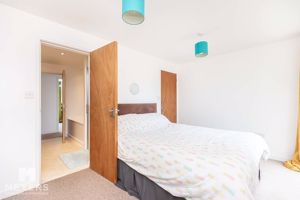 Photo 20- click for photo gallery